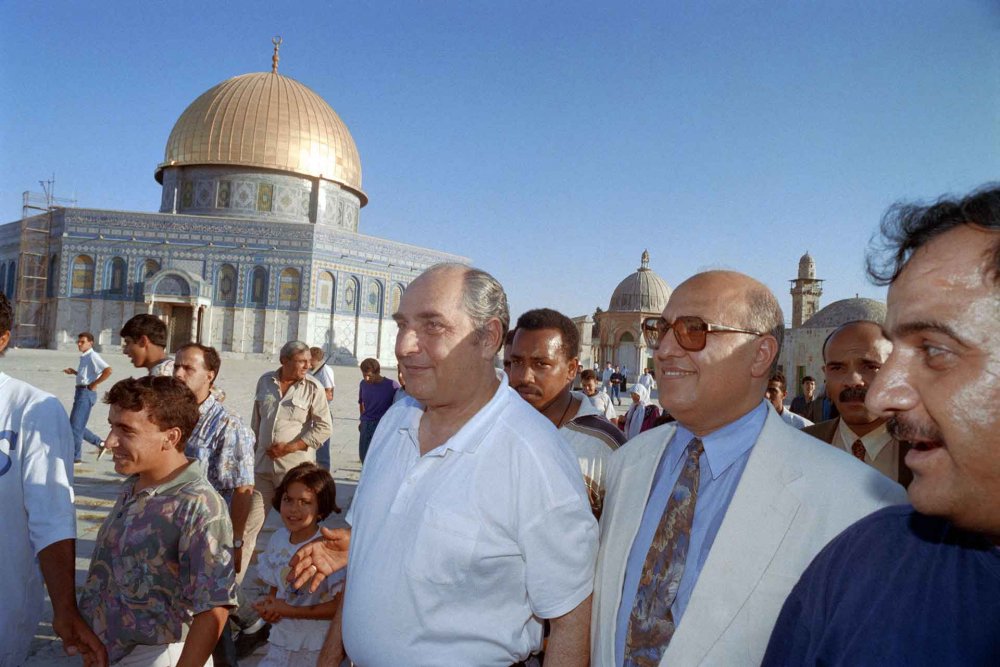 Faisal al-Husseini at the Dome of the Rock, August 12, 1994