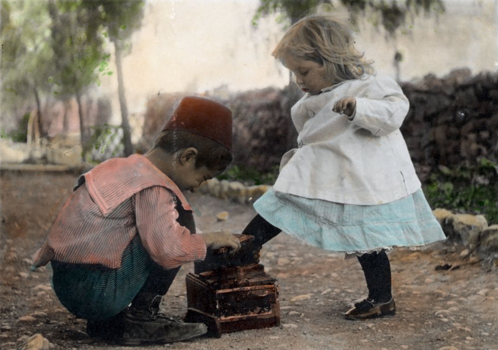 Jowad Husseini and Anna Grace Vester, Jerusalem ca. 1905–1913