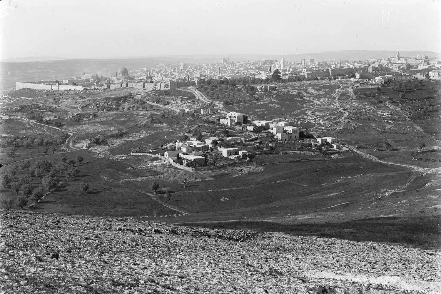 Wadi al-Joz, East Jerusalem, with the Old City in background, 1910