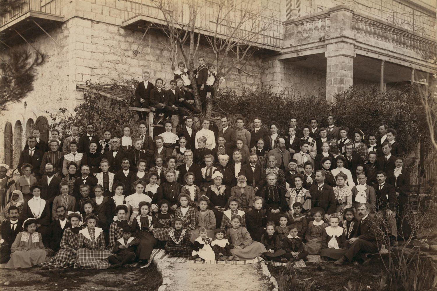 American Colony residents, Jerusalem, December 17, 1904